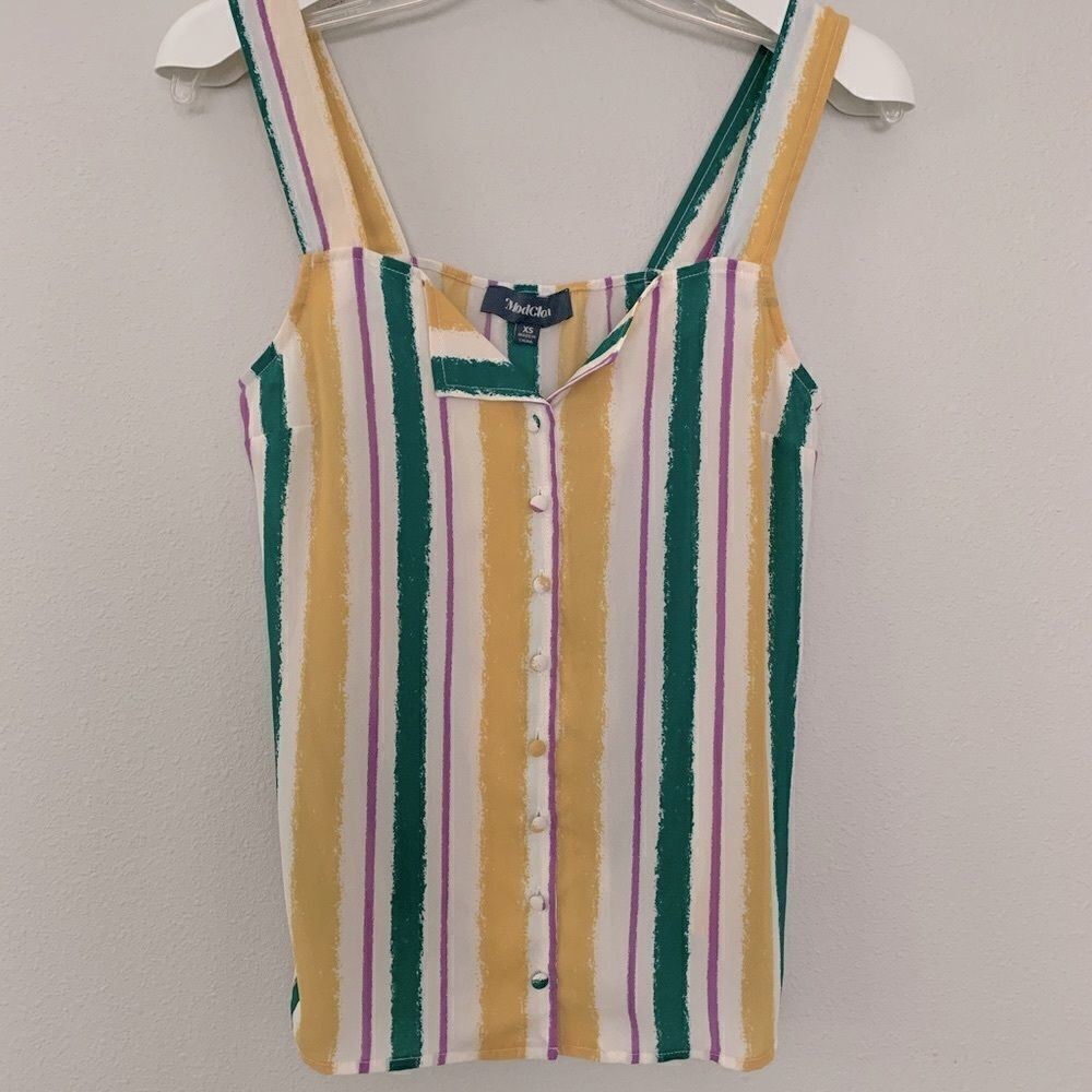 🟢3 for $20—-MODCLOTH striped button down top